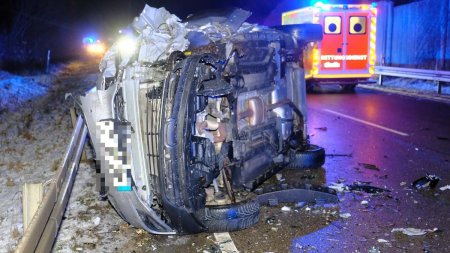 <span style='background:#EDF514'>CAUTAM</span> soferul de camion care l-a linistit pe sotul meu. Un cuplu incearca sa gaseasca un sofer de TIR, dupa un accident in Germania