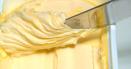 Pericolele uriase din alimentele banale pe care le consumam. Cata margarina se afla intr-o punga de <span style='background:#EDF514'>CHIPS</span>uri