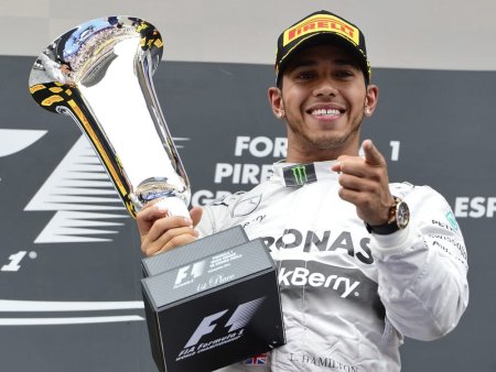 Transfer neasteptat in Formula 1: Lewis Hamilton va parasi Mercedes pentru a se alatura echipei Ferrari in 2025