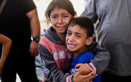 17.000 de copii traiesc in Fasia Gaza fara parinti sau frati. Sufera asa cum niciun copil nu ar trebui sa sufere vreodata