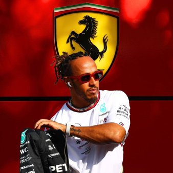Ce salariu va incasa Lewis Hamilton de la Ferrari