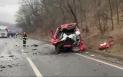 Doi morti intr-un accident pe o sosea din Cluj. Un camion s-a izbit frontal de un TIR dupa ce a intrat pe contrasens