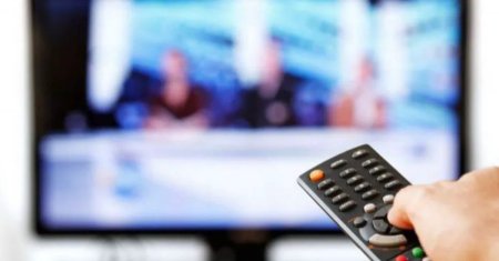 5 posturi de televiziune romanesti, in pericol de a disparea din <span style='background:#EDF514'>GRILA</span> de programe. CNA, decizie dura