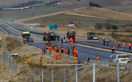 Nu se gasesc muncitori pentru autostrada Pitesti-Sibiu. Satenii refuza salarii de peste 1.000 de euro net: Te pun la lopata