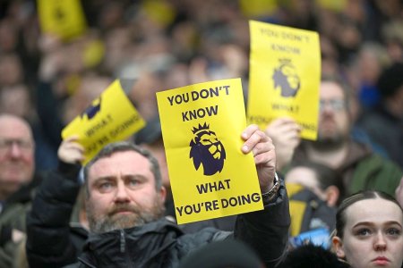 Protest la Everton - Tottenham! Au intrat peste Crouch si au acoperit imnul Premier League: Nu stiti ce faceti!