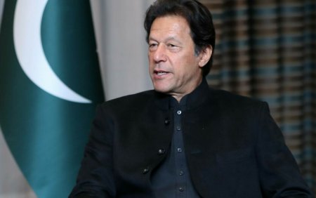 Fostul premier din Pakistan Imran Khan si sotia lui, condamnati la cate 7 ani de inchisoare. Casatoria lor, declarata ilegala