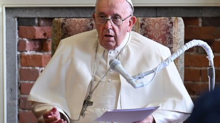 Papa Francisc condamna antisemitismul printr-o <span style='background:#EDF514'>SCRISOARE CATRE</span> populatia din Israel: Ma rog ca dorinta de pace sa prevaleze in toti