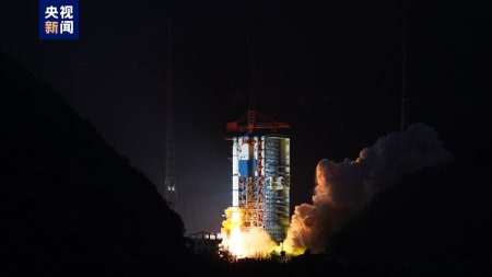 Producatorul auto chinez Geely a lansat 11 sateliti, pentru vehicule autonome