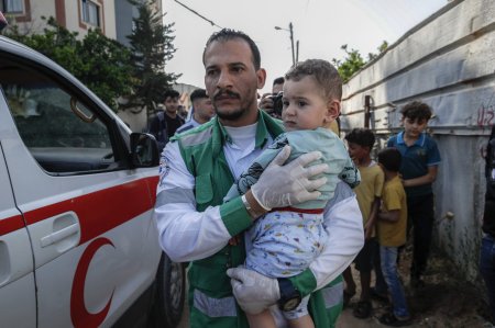 Un medic pediatru din Gaza, retinut de armata israeliana timp de 45 de zile, povesteste calvarul detentiei: „Fiecare dintre noi isi dorea sa moara”