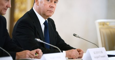 Medvedev ameninta cu un mare razboi impotriva NATO si isi anunta favoritii la alegerile programate in Europa