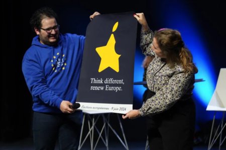 Partidul lui Macron prezinta un afis inspirat de logoul Apple si sloganul Think different in vederea alegerilor europene si starneste un val de critici