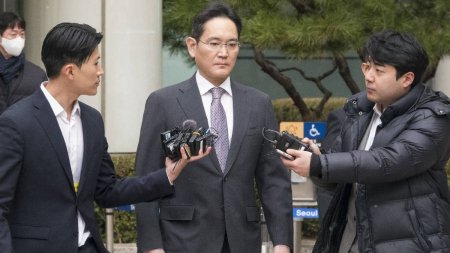 Seful Samsung a scapat de inchisoare in dosarul in care este acuzat de infractiuni financiare. Este un verdict total socant