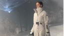Modelele Irina Shayk si Kate Moss si actrita Anne Hathaway, la prezentarea de moda din mijlocul padurii, din Elvetia. Primar: 