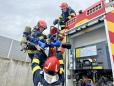 Trei persoane din Sibiu au fost transportate la spital dupa ce au incercat sa stinga un incendiu de vegetatie izbucnit in apropierea locuintei