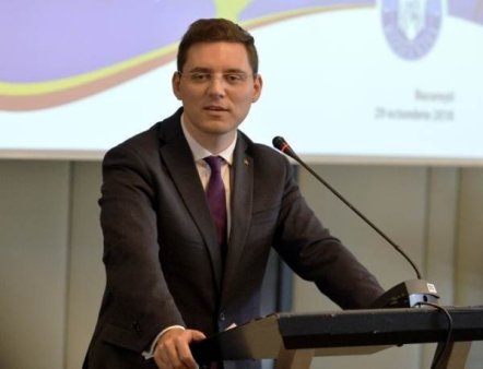 Victor Negrescu: 'Am transmis in PE solicitarea ca in Constitutie sa avem explicit ca Romania este parte a UE si a NATO'