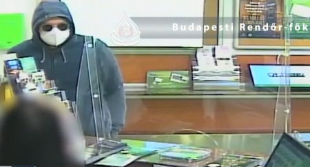 Un barbat a incercat sa jefuiasca o agentie loto cu un pistol de jucarie, in Ungaria, dar a plecat cu mana goala | VIDEO