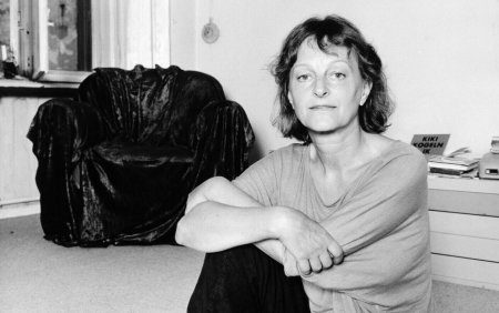 Helga Paris, fotografa ale carei instant<span style='background:#EDF514'>ANEE</span> au surprins viata din Berlinul de Est, a murit la 85 de ani