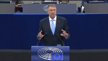 Presedintele Iohannis se adreseaza plenului Parlamentului European in cadrul dezbaterii 'This is Europe'