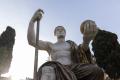 Copia in dimensiuni reale a statuii colosale a imparatului Constantin, expusa la Roma. VIDEO