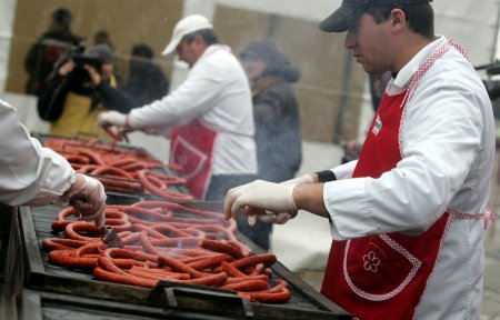 Carnatii au cea mai mare valoare adaugata din industria alimentara romaneasca, de circa 1 mld. euro anual