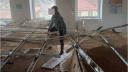 Primarul da vina pe porumbei si curent in cazul tavanului care a cazut peste copii intr-o scoala din Sibiu