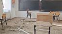 Directorul scolii din Alamor: Porumbeii au gaurit <span style='background:#EDF514'>TAVANUL</span> care s-a prabusit peste elevi