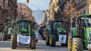 Orasele din Spania, „sufocate” de tractoarele fermierilor furiosi. „Toata lumea face profit, dar sectorul primar, cel care produce, pierde” | VIDEO