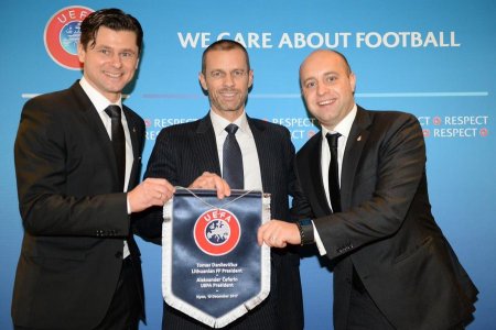 Ceferin nu mai vrea la sefia UEFA