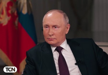 Interviul lui Putin cu Tucker Carlson. Presedintele rus a vorbit zeci de minute despre propria versiune a istoriei. Ce a raspun Putin la intrebarea: De ce ai asteptat atat de mult ca sa iei Ucraina?