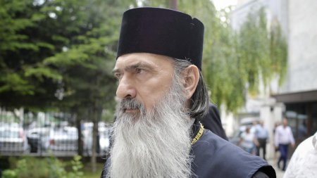 Patriarhia despre IPS Teodosie: Tulburarea pacii din viata Bisericii, pe urmatoarea ordine de zi