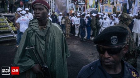 Sute de mercenari romani din Congo vor sa revina acasa, dupa ce trei compatrioti au murit ucisi de rebeli