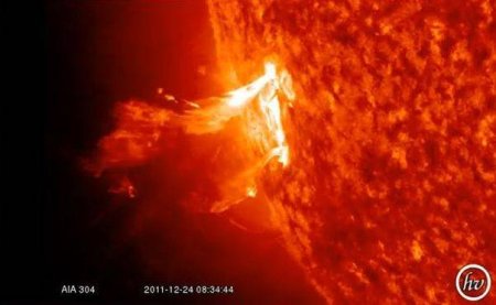 Una dintre cele mai puternice eruptii solare din ultimii ani a avut loc vineri. <span style='background:#EDF514'>URMARILE</span> se vor resimti in zilele urmatoare