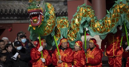 In China, intrarea in Anul Dragonului s-a sarbatorit cu fast: primele festivitati dupa eliminarea interdictiilor zero covid