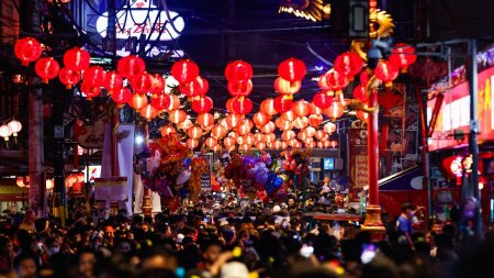 Mai multe baloane chinezesti au traversat stramtoarea Taiwan in timpul sarbatorii Anului Nou Lunar