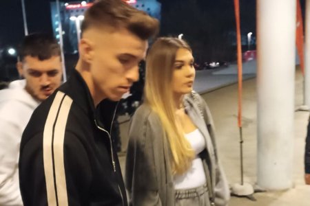 Tavi Popescu a venit cu iubita la FCSB - Sepsi