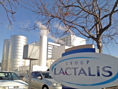 Autoritatile franceze au descins saptamana trecuta la birourile gigantului Lactalis intr-un caz de frauda. Grupul controleaza in Romania Albalact, Covalact, LaDorna si <span style='background:#EDF514'>RARAU</span>l