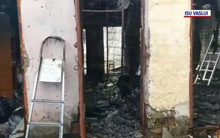 Incendiu puternic la o cladire din Barlad, unde stau oameni ai strazii