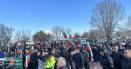 Fermierii bulgari au protestat in fata guvernului si au blocat doua <span style='background:#EDF514'>BULEVARDE</span> in capitala