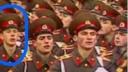 Rusii sustin ca au gasit imagini cu seful armatei ucrainene defiland la o parada in Piata Rosie din Moscova, la celebrarea Marii Revolutii Socialiste