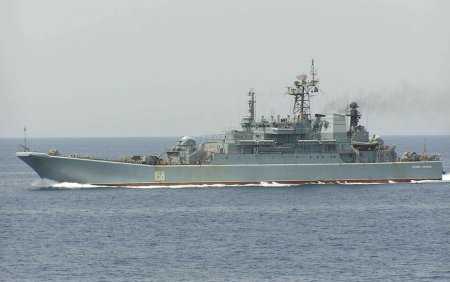 Ucraina sustine ca a distrus Tezar Kunikov, o mare nava rusa de debarcare | VIDEO
