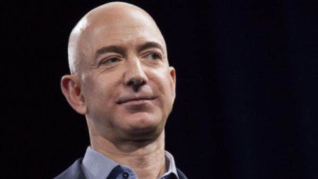 Jeff Bezos a vandut in patru zile actiuni Amazon de peste patru miliarde de dolari