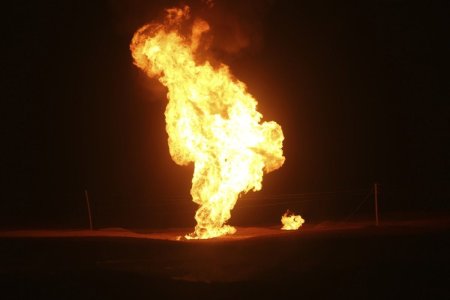 Explozii la o <span style='background:#EDF514'>CONDUCTA</span> de gaze naturale din Iran. Un act terorist de sabotaj, acuza un ministru de la Teheran