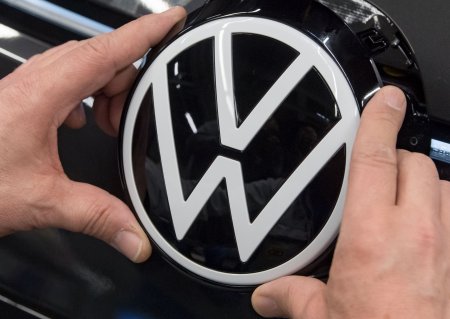 Un nou scandal pentru Volkswagen? Producatorul auto se confrunta din nou cu acuzatii de munca fortata in China