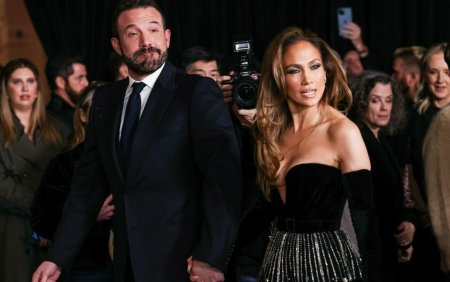 Jennifer Lopez a lansat filmul This Is Me...Now: A Love Story alaturi de sotul ei, Ben Affleck. <span style='background:#EDF514'>GALERIE</span> FOTO