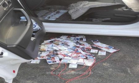 Un moldovean a fost prins la intrarea in Romania cu masina captusita cu tigari de contrabanda