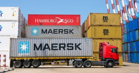 Maersk: Devierea navelor din Marea Rosie s-ar putea extinde pana in a doua jumatate a anului 2024