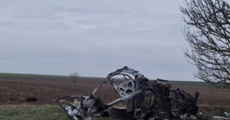 Tanar de 18 ani ranit grav dupa ce a intrat cu masina intr-un copac, iar autoturismul a luat foc