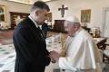 Ciolacu, la intalnirea cu Papa: Am exprimat recuno<span style='background:#EDF514'>STINTA</span> pentru sprijinul dat comunitatilor romanesti