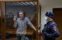 Cauza mortii lui Navalnii in inchisoare este deja avansata de presa rusa, fidela portavoce a Kremlinului