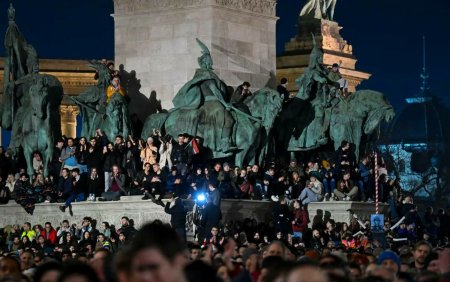 Miting urias in Budapesta. Zeci de mii de unguri protesteaza impotriva lui Viktor Orban